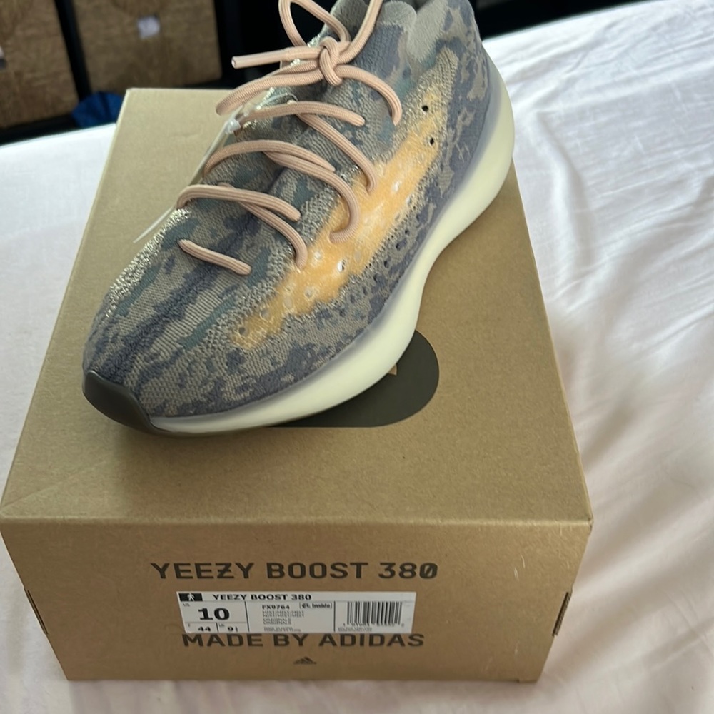 Yeezy boost 380 mist